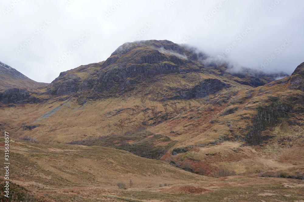 Mountains of the Scottish Highlands Mountains of the Scottish Highlands