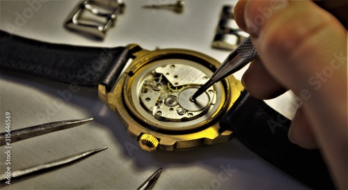 mechanical watch repair, watch repairing