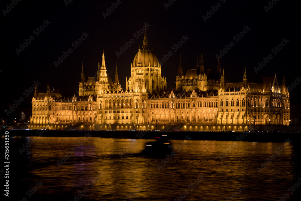 Hungarian Parliament Building (Országház) at night. Budapest, Hungary.