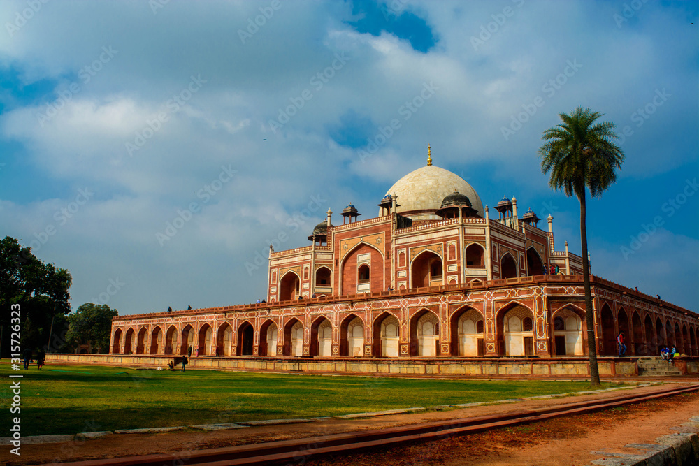 The back of Humayu's Tomb