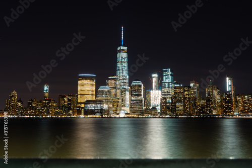 New York  skyline at night © Mady