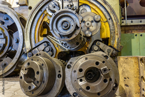 Repair and disassembly of the cnc machine, spindle disassembled.