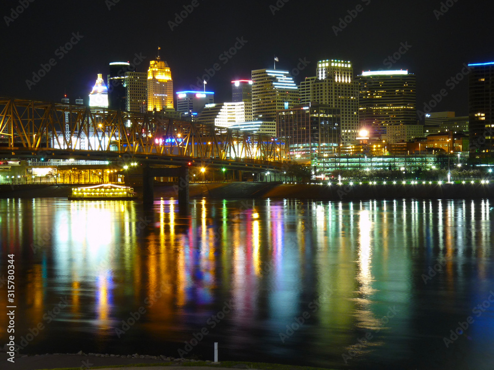 Fototapeta premium Cincinnati, OH, USA - CVG