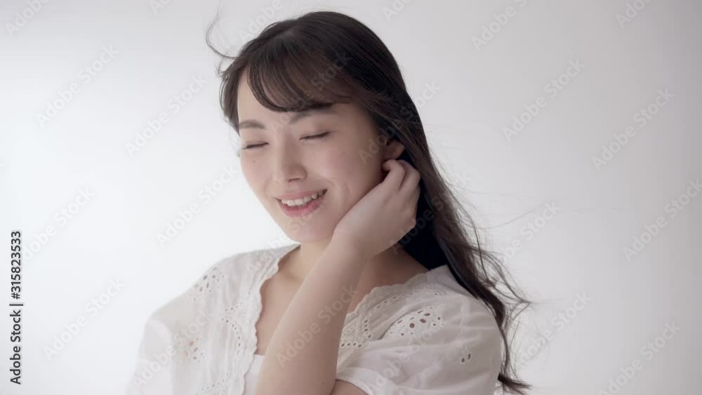 若い女性　美容　ビューティー