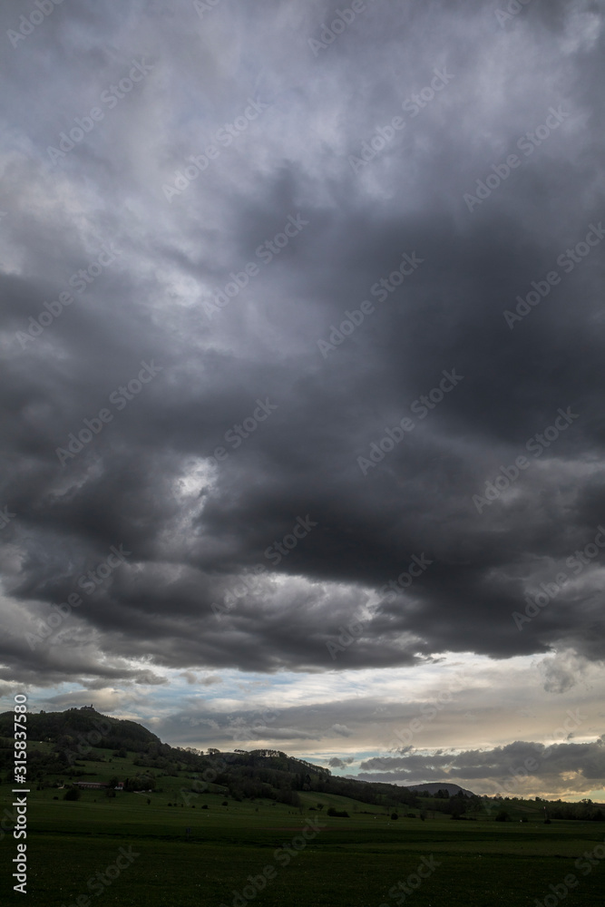 Sturmwolken über der Schwäbischen Alb Sturmwolken über der Schwäbischen Alb