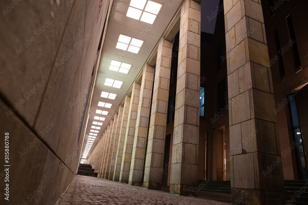 Fototapeta premium Dom-Römer. The city of old old building in the city of Frankfurt am Main. Old houses and buildings in Germany. 10.01.2020 Frankfurt am Main Germany.