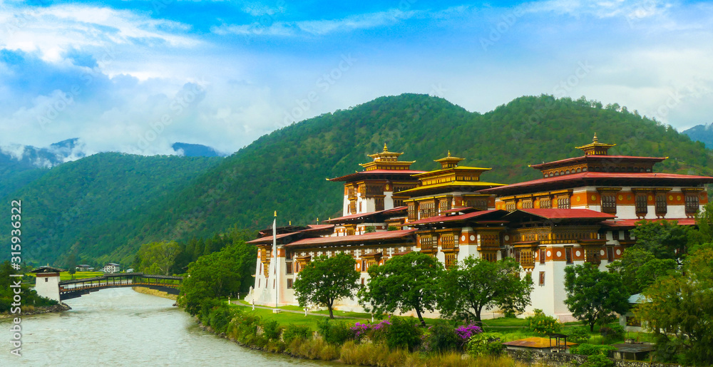 A fantastic view of the the most beautiful monastery in the Kingdom of Bhutan in Punakha, called 'Punakha-Dzong'