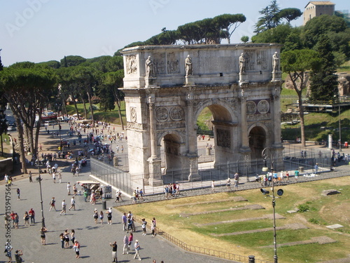 Bilde på lerret scorcio panoramico dell'arco di tito fori imperiali roma italia