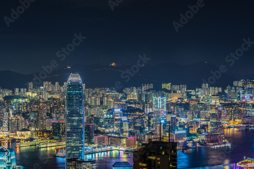ヴィクトリアピークから見える香港の夜景 © kanzilyou