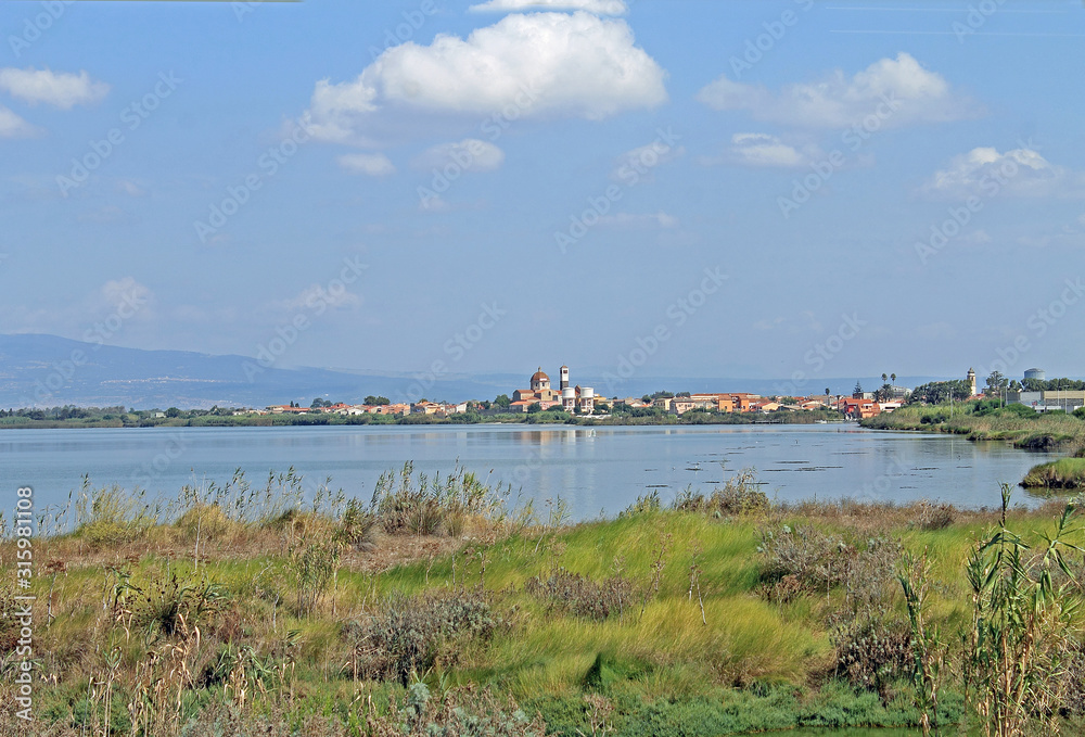 Cabras, die Stadt am großen See, Sardinien