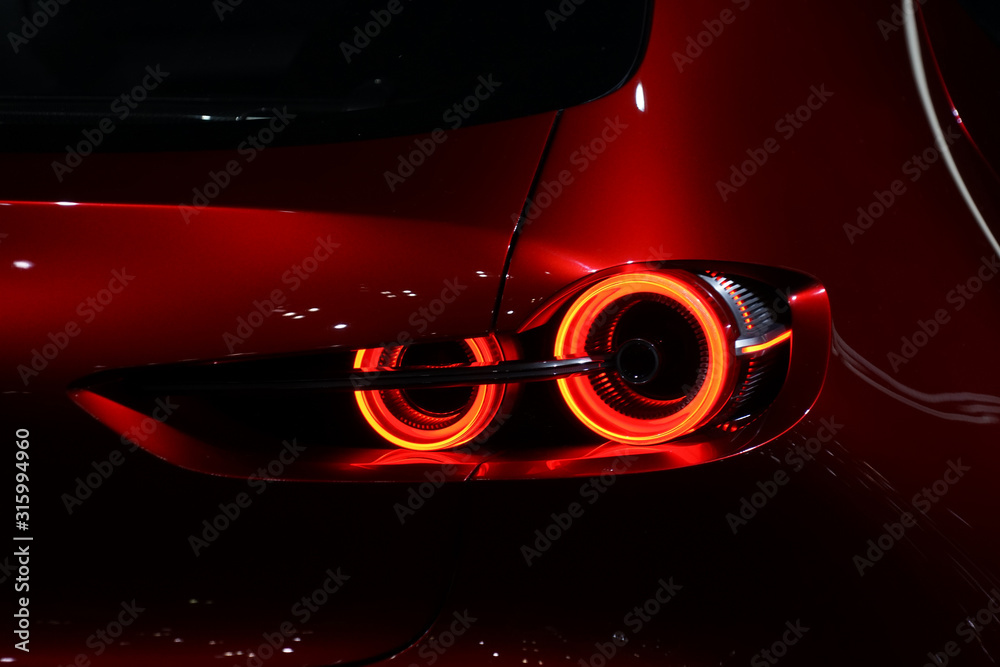 かっこいい自動車のテールランプのイメージ Stock Photo Adobe Stock