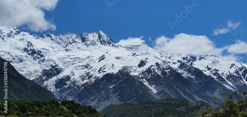 mountains in the southern alps © Animesh