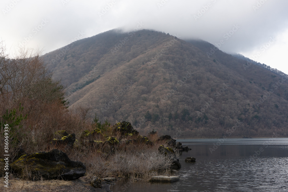 Fototapeta premium I photographed a magnificent view on a representative lake near Mt. Fuji.