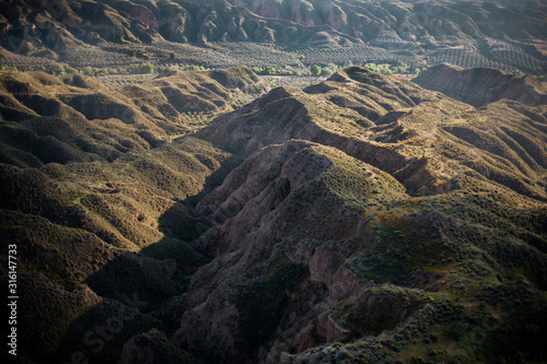 Atardecer en el desierto de Gorafe en Granada, España 