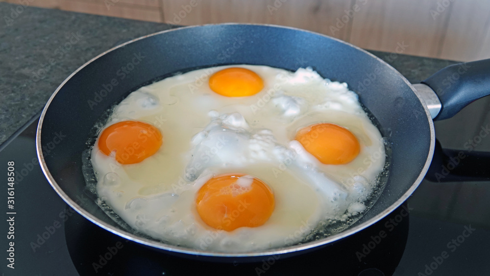cooking at home fried eggs to the breakfast cooking at home fried eggs to the breakfast