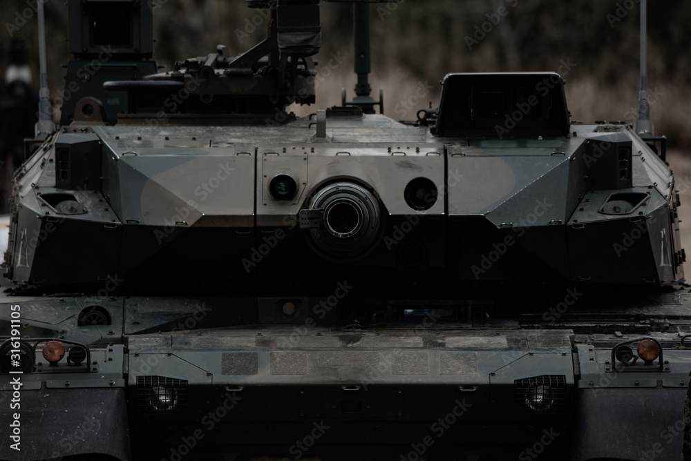陸上自衛隊の戦車 陸上自衛隊の戦車