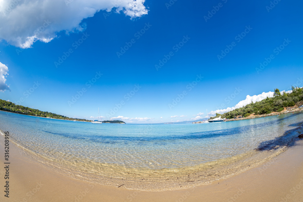 Traumhaft schöne Bucht in Griechenland