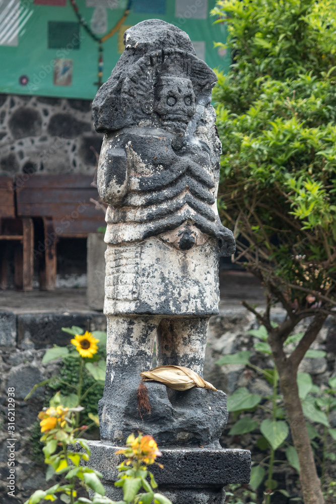 escultura de la muerte en mixquic mexico escultura de la muerte en mixquic mexico