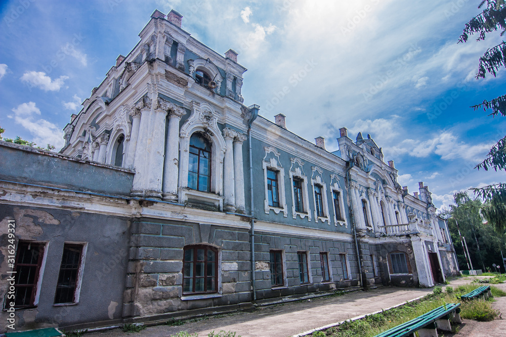Palace of Merinh, Stara Ptyluka, Vinnytsya oblast, Ukraine