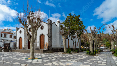 Valleseco square and church in Gran Canaria photo