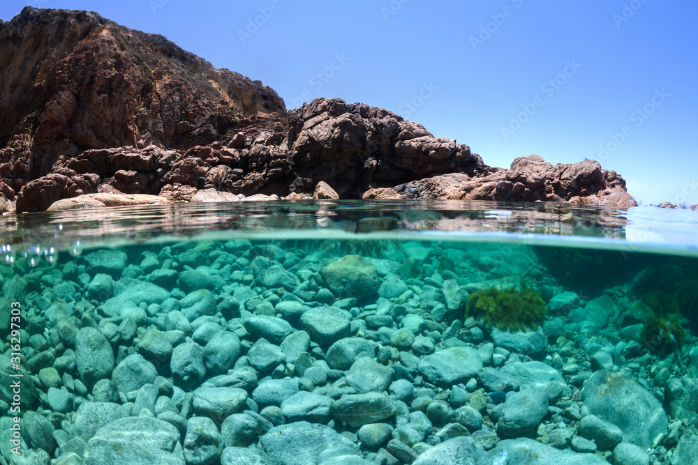 Underwater photo of The Swimming Hole, Whalers Way, South Australia Underwater photo of The Swimming Hole, Whalers Way, South Australia