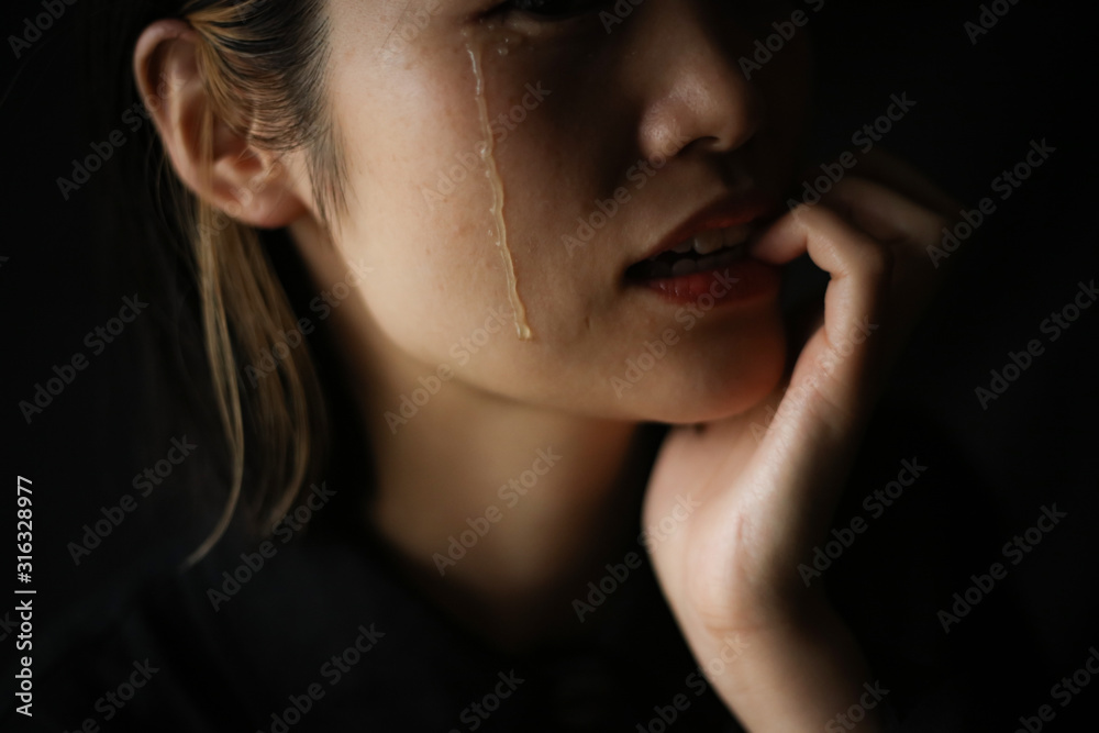 爪,涙,噛む,ストレス,心理,癖,女性,指,手,大人,室内,屋内,部屋,人物,ビジネス,1人,感情,ビジネスマン,不安,表情,疲労,日本,指先,日本人,無意識,モデル,イメージ,人,アジア,悩む,過労,自制心,気持ち,ボディパーツ,ポーズ,困る,考える,悩み,上半身,顔,ボディーパーツ,コピースペース,パーツ,パーツカット,ライフスタイル,女,嫉妬,嫉妬心,悔しい,泣く 爪,涙,噛む,ストレス,心理,癖,女性,指,手,大人,室内,屋内,部屋,人物,ビジネス,1人,感情,ビジネスマン,不安,表情,疲労,日本,指先,日本人,無意識,モデル,イメージ,人,アジア,悩む,過労,自制心,気持ち,ボディパーツ,ポーズ,困る,考える,悩み,上半身,顔,ボディーパーツ,コピースペース,パーツ,パーツカット,ライフスタイル,女,嫉妬,嫉妬心,悔しい,泣く
