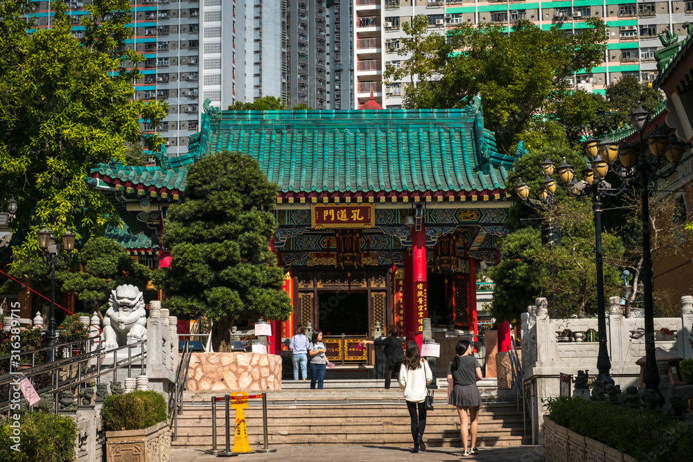 Traditional, old Chinese architecture in Wong Tai Sin Temple, a landmark in Hong Kong Traditional, old Chinese architecture in Wong Tai Sin Temple, a landmark in Hong Kong