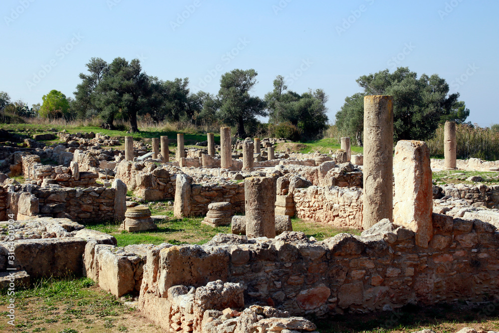 antike Ausgrabungsstätte der Ayios Trias Basilika