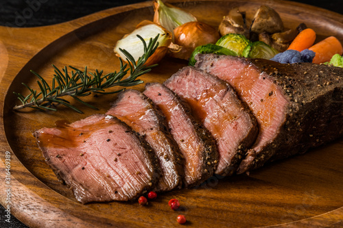 Billede på lærred ローストビーフ　Freshly made roast beef