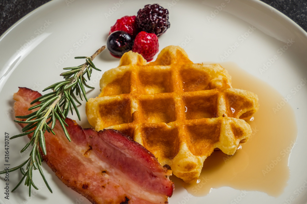 ワッフル Waffles of Dutch, French and Belgian foods ワッフル Waffles of Dutch, French and Belgian foods