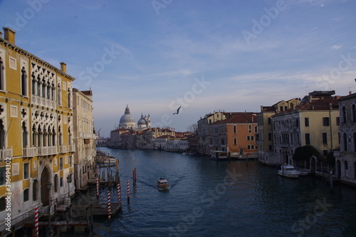 Vue du Grand Canal depuis le Ponte Dell'Accademia © LJL Photos