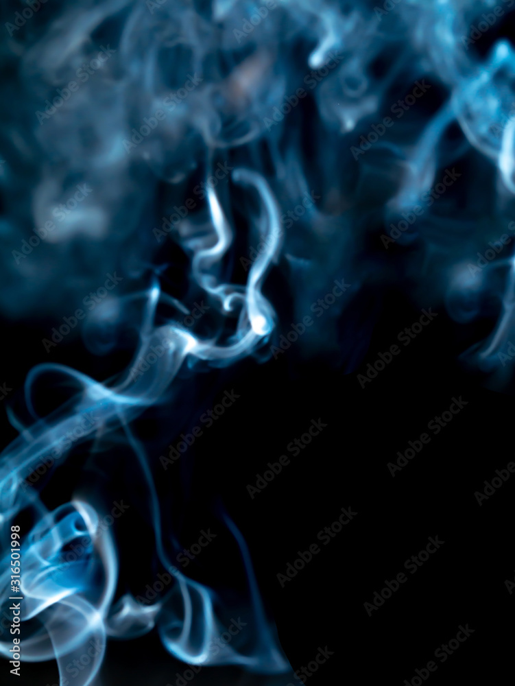 Fototapeta premium smoke texture on black background