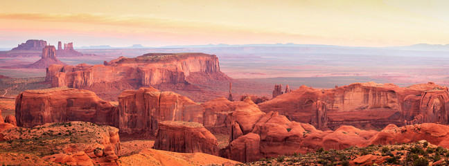 Papier peint photo Corail Hunts Mesa Navajo Nation Tribal Park in Arizona  © elena_suvorova