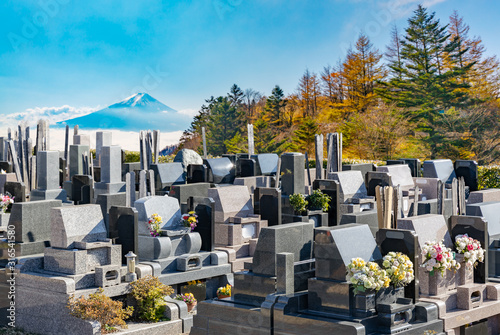ご先祖様が眠る霊園のお墓 photo