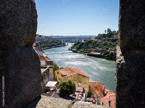 Obraz na plátně Douro River as seen from Muralha Fernandina