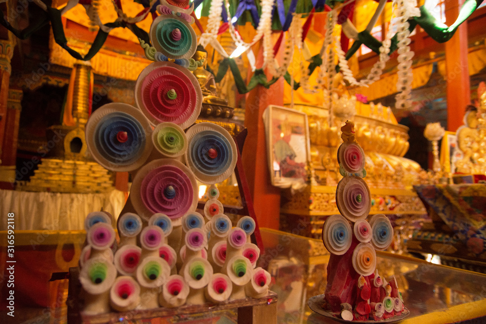 Fototapeta premium buddhist sculptures in ladakh, india