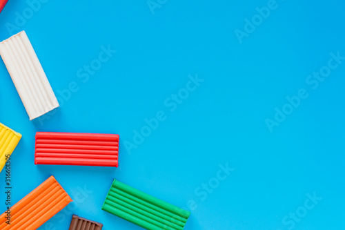 Children's plasticine in different colors © Сергей Старостов