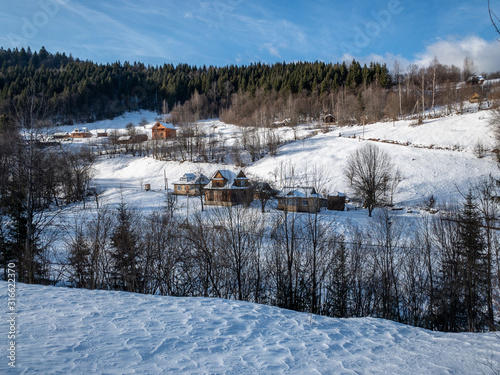 Fototapeta Naklejka Na Ścianę i Meble -  winter landscape with lake and snow
