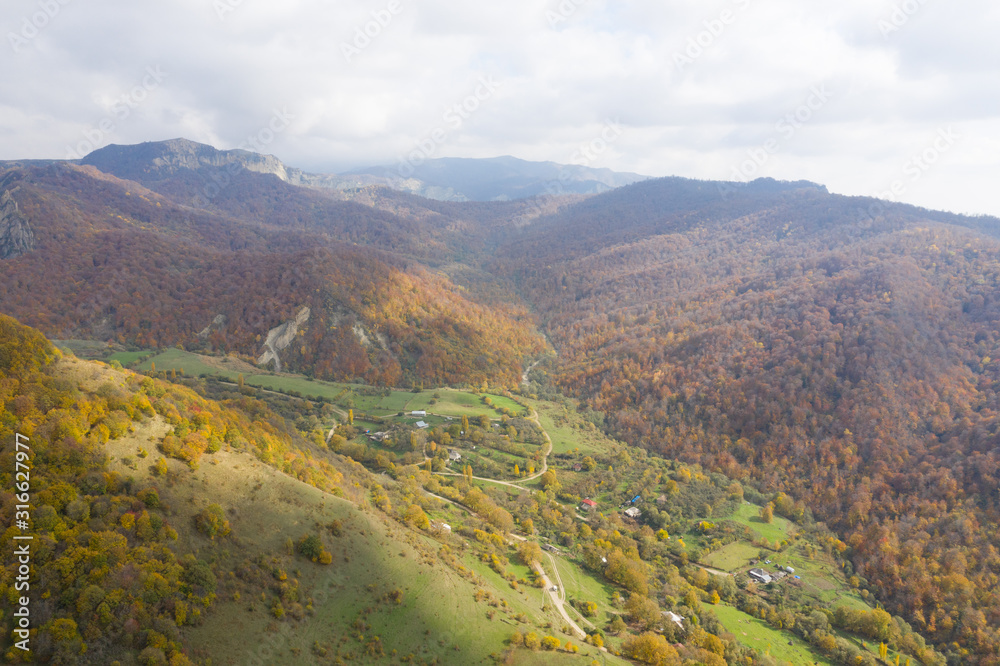 Naklejka premium Gombori pass, Georgia country. Autumn. Drone shooting