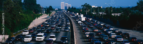 Canvas Print This is rush hour traffic on the 405 Freeway at sunset