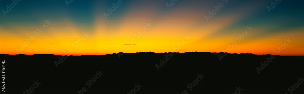Obraz premium These are God Rays at sunrise over the Great Smoky Mountains.