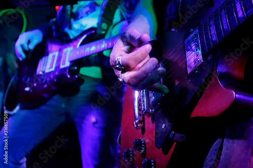 Dueling Guitars