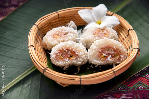 traditional thai dessert Boiled rice (Khao Tom Mat)