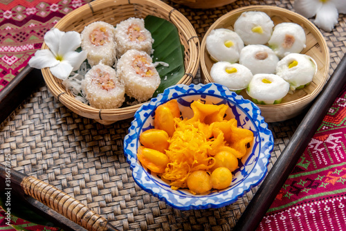 Traditional Thai desserts ( Thongyod ),Thai desserts that are sweet.