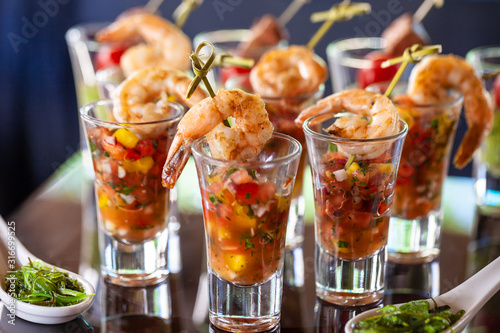 vegetable salsa with shrimps