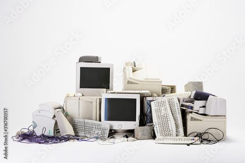 Canvastavla Pile of computer hardware