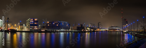 Bremerhaven Hafenwelten S  d Panorama 3zu1