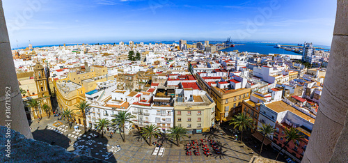 Cadiz, Spanien Blick auf die Altstadt / Panorama