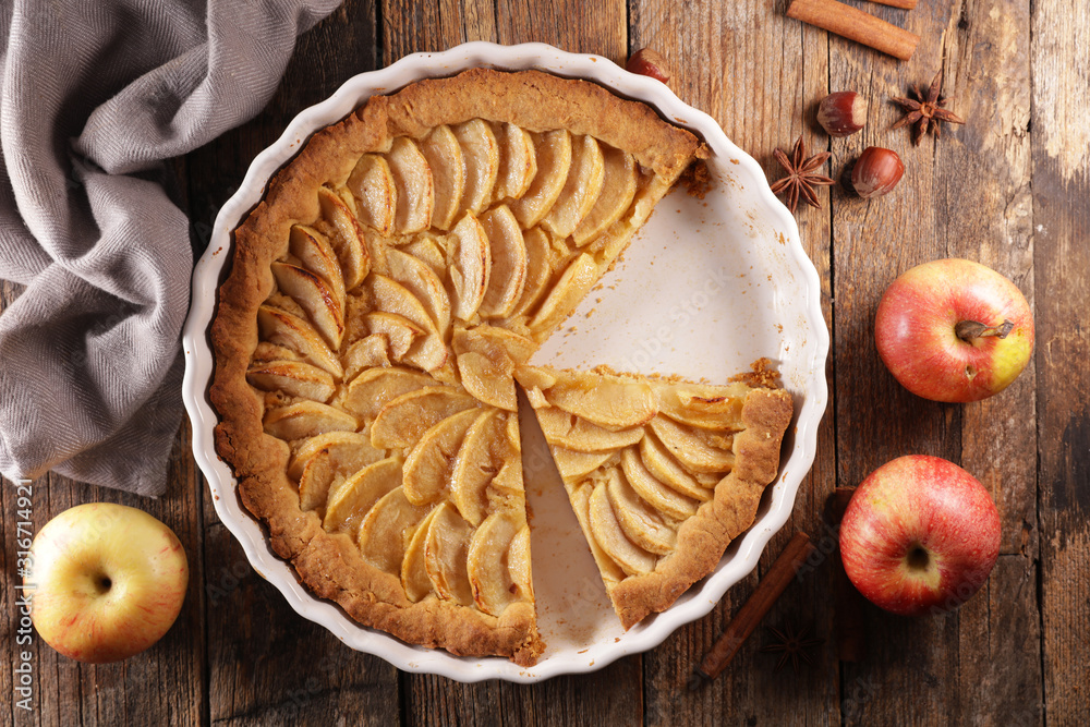 apple pie- homemade gourmet apple pie - obrazy, fototapety, plakaty 