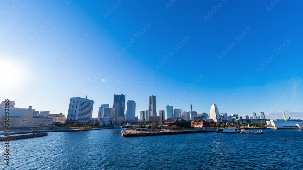 快晴の横浜みなとみらい全景 タイムラプス / A time-lapse of Minatomirai in fine weather. Yokohama, Kanagawa, Japan. 快晴の横浜みなとみらい全景 タイムラプス / A time-lapse of Minatomirai in fine weather. Yokohama, Kanagawa, Japan.
